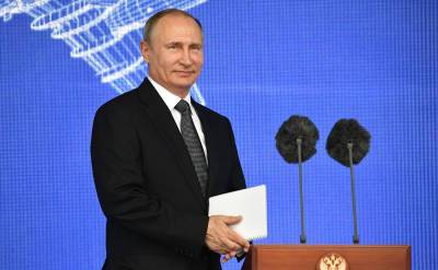 Путин принял участие в церемонии открытия авиасалона МАКС-2021