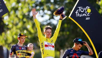 Погачар возглавил мировой рейтинг UCI после победы на Тур де Франс