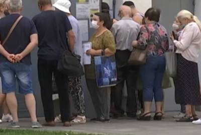 Украина тратит миллиарды евро на жителей ОРДЛО ежегодно: в Кабмине раскрыли детали