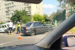 В масштабном ДТП в Киеве столкнулись пять автомобилей