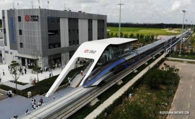 В Китае сошел с конвейера первый в мире поезд на магнитной подушке