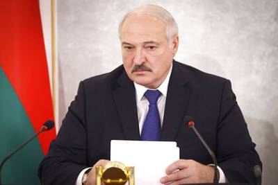 Лукашенко рассказал о проблемах из-за санкций