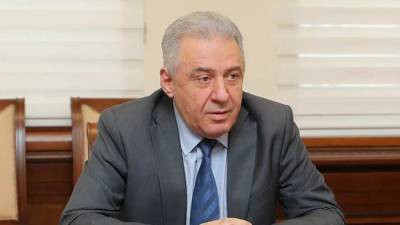 Исполняющий обязанности министра обороны Армении Арутюнян подал в отставку