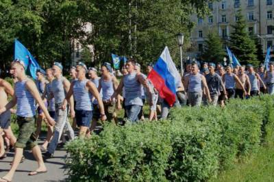 В Союзе Десантников оценили идею Латвии провести гей-парад в день ВДВ