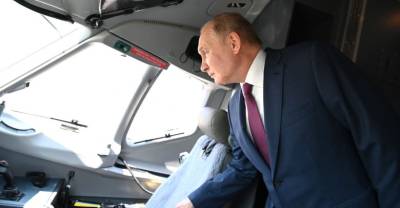 Путин назвал развитие гражданского авиастроения одним из безусловных приоритетов России