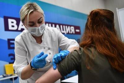 В Госдуме поддержали введение ответственности за призыв к отказу от вакцинации
