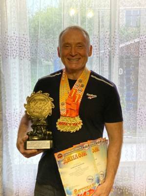 Глазовчанин взял 4 золотых медали и кубок абсолютного победителя на фестивале силовых видов спорта