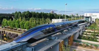 В Китае создали быстрейший в мире поезд, разгоняющийся до 600 км/ч