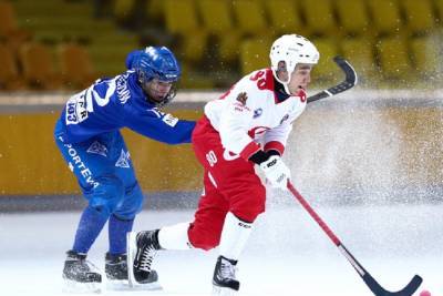 Федерация хоккея с мячом России ввела обязательную вакцинацию для участников соревнований