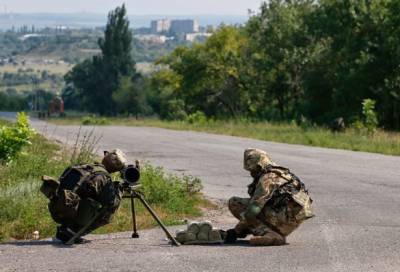 «Играют со спичками»: Козак предостерег Киев от военного решения конфликта в Донбассе