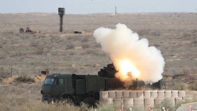 Комплексы «Панцирь-С» и «Бук-М2» отразили семь ракет Израиля в Сирии
