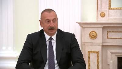 Президент Азербайджана поблагодарил Россию за помощь в борьбе с COVID-19