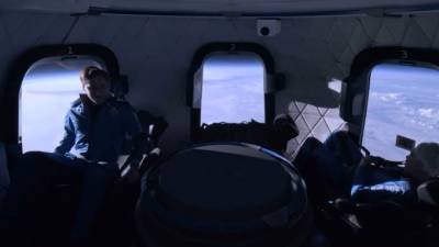 Опубликовано видео из капсулы корабля New Shepard