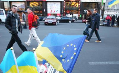 Толстой: европейцы обязаны взять Украину на содержание