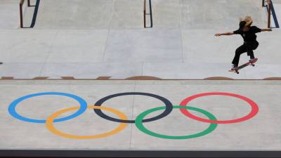 Губерниев прокомментировал решение МОК изменить олимпийский девиз