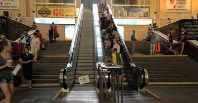 "Укрзализныця" купила новые эскалаторы для центрального вокзала в Киеве