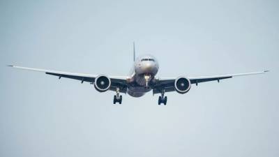 Юрист перечислил права пассажиров при задержке или отмене авиарейсов