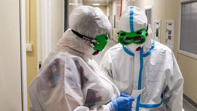 За сутки в России выявили 23 704 случая коронавируса