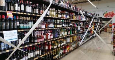 В Раде хотят запретить продажу алкоголя и табака в супермаркетах Украины