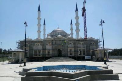 В Симферополе через год достроят Соборную мечеть и художественное училище