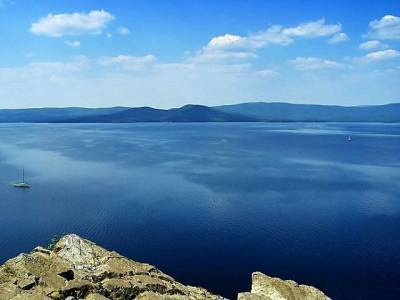 В рамках акции «Вода России» берега и дно озера Тургояк очистят от мусора