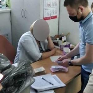 В Запорожье за взятку будут судить двух врачей городской больницы