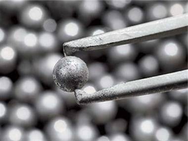 Цена алюминия в ближайшие годы может составить $2,5-2,6 тыс. за тонну - замглавы "РУСАЛа"
