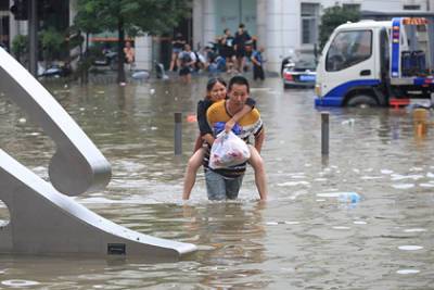 В результате наводнения в Китае число жертв выросло до 25 человек
