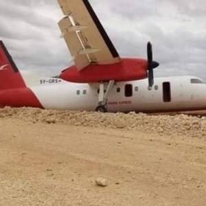 На юге Сомали разбился пассажирский самолет: на борту находились 45 человек