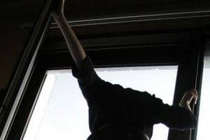 В Одессе 82-летний мужчина выбросился из окна