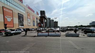 Парковку возле рязанского ТРЦ «Премьер» будут закрывать на ночь