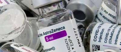 Испания больше не будет заказывать вакцину от COVID-19 AstraZeneca и отдаст остатки доз фонду COVAX