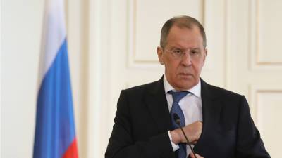 Лавров: Россия будет противостоять давлению США