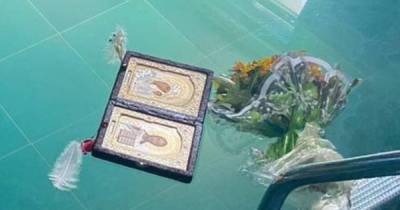 В воде плавали икона, перья и букет: в Кривом Роге в бассейне нашли тела двух людей