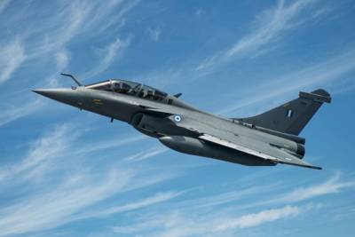 Греция получила первый истребитель Rafale из наличия французских ВВС