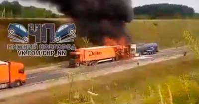 "Огненное" ДТП с тремя грузовиками произошло под Нижним Новгородом