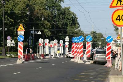 В Петербурге отремонтируют дороги на 1,9 млрд