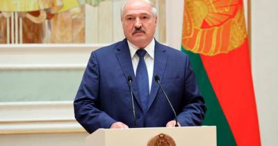 Лукашенко: "безумные политики" Европы развязывают третью мировую войну