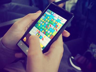 Учёные: Игры на смартфонах являются опасными для желающих избавиться от скуки
