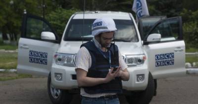 На Донбассе оккупанты "слепят" камеры ОБСЕ лазерами