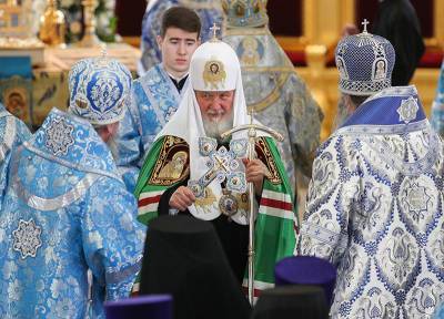 Патриарх Кирилл освятил восстановленный собор в Казани