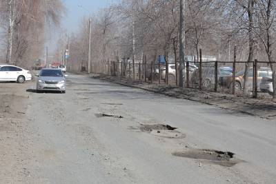 В Челябинской области на грузовик переехал лежавшего на дороге человека