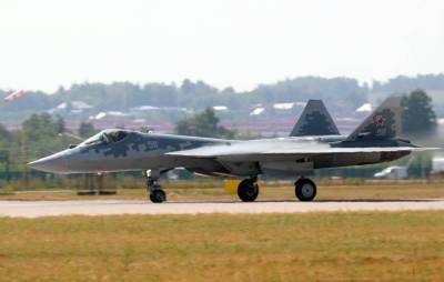 Самолеты Ил-76 начали доставку БМП-2М на военную базу России в Таджикистан