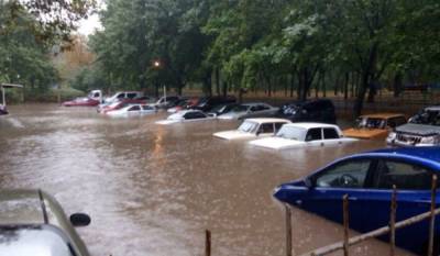 Потоп в Одессе отрезал один из районов от цивилизации: сделано срочное предупреждение