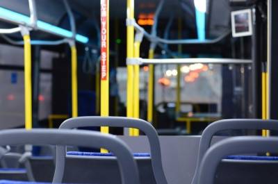 Дезинфицировать салон автобуса в пандемию предлагают дважды в сутки