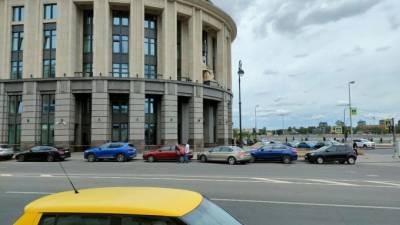 Из здания Арбитражного суда в Петербурге эвакуировали посетителей - piter.tv - Санкт-Петербург