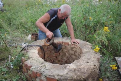 Жители села Ильинка в Скопинском районе страдают от слабого напора воды
