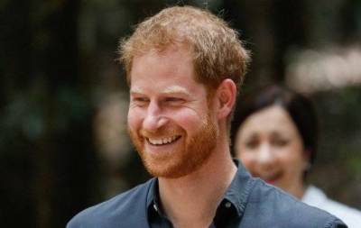 "Они в шоке": инсайдер рассказал, как королевская семья отреагировала на выход мемуаров принца Гарри
