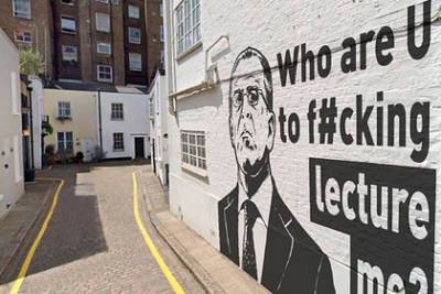 Захарова прокомментировала граффити с Лавровым в Лондоне