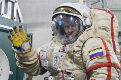 Летчик-космонавт Рязанский не видит проблемы в ситуации со скафандрами на МКС